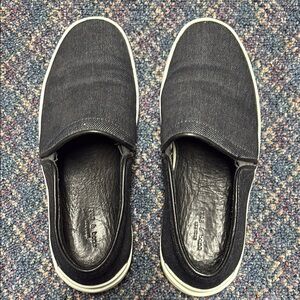 Preloved Rag & Bone Black Slip-On Loafers size 35